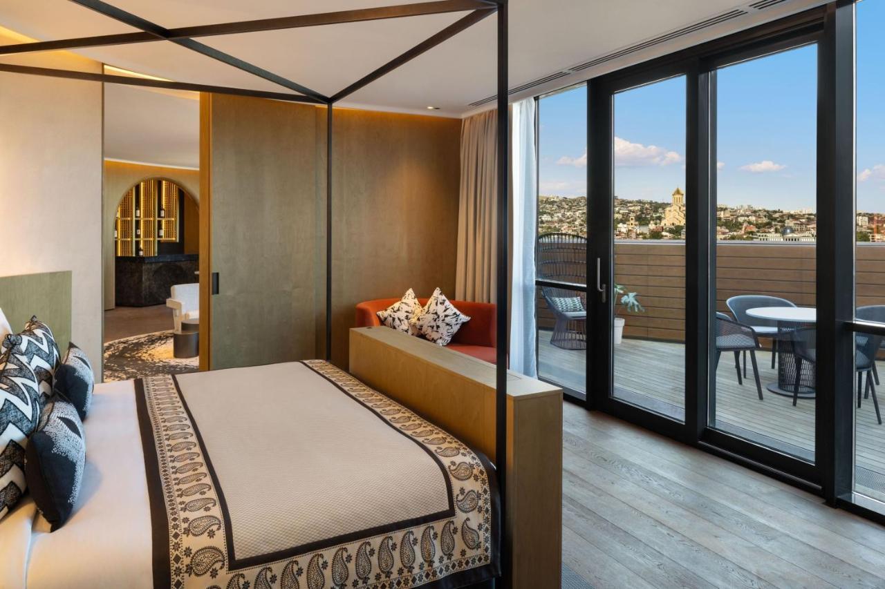 Paragraph Freedom Square, A Luxury Collection Hotel, Tbilisi Luaran gambar