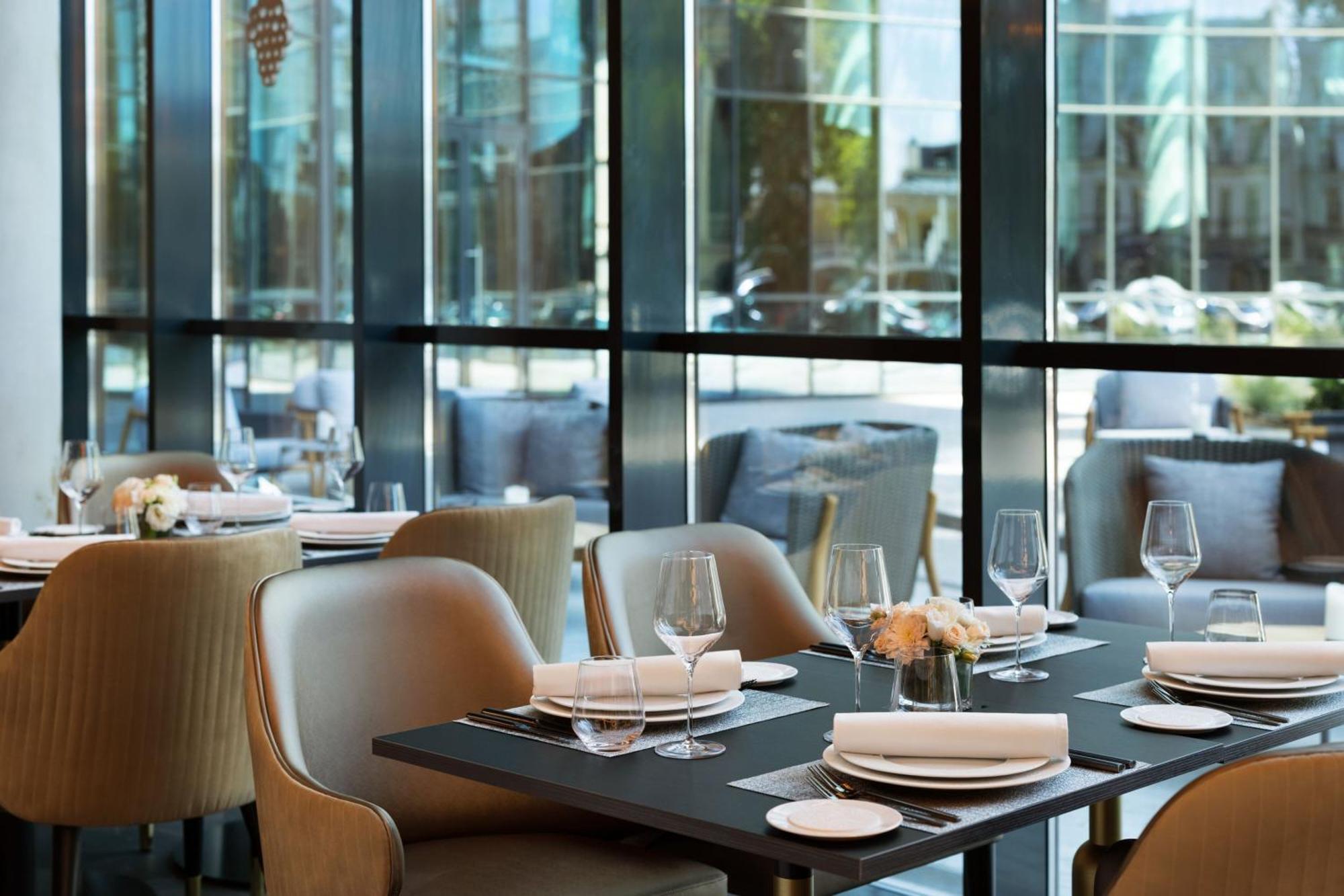 Paragraph Freedom Square, A Luxury Collection Hotel, Tbilisi Luaran gambar