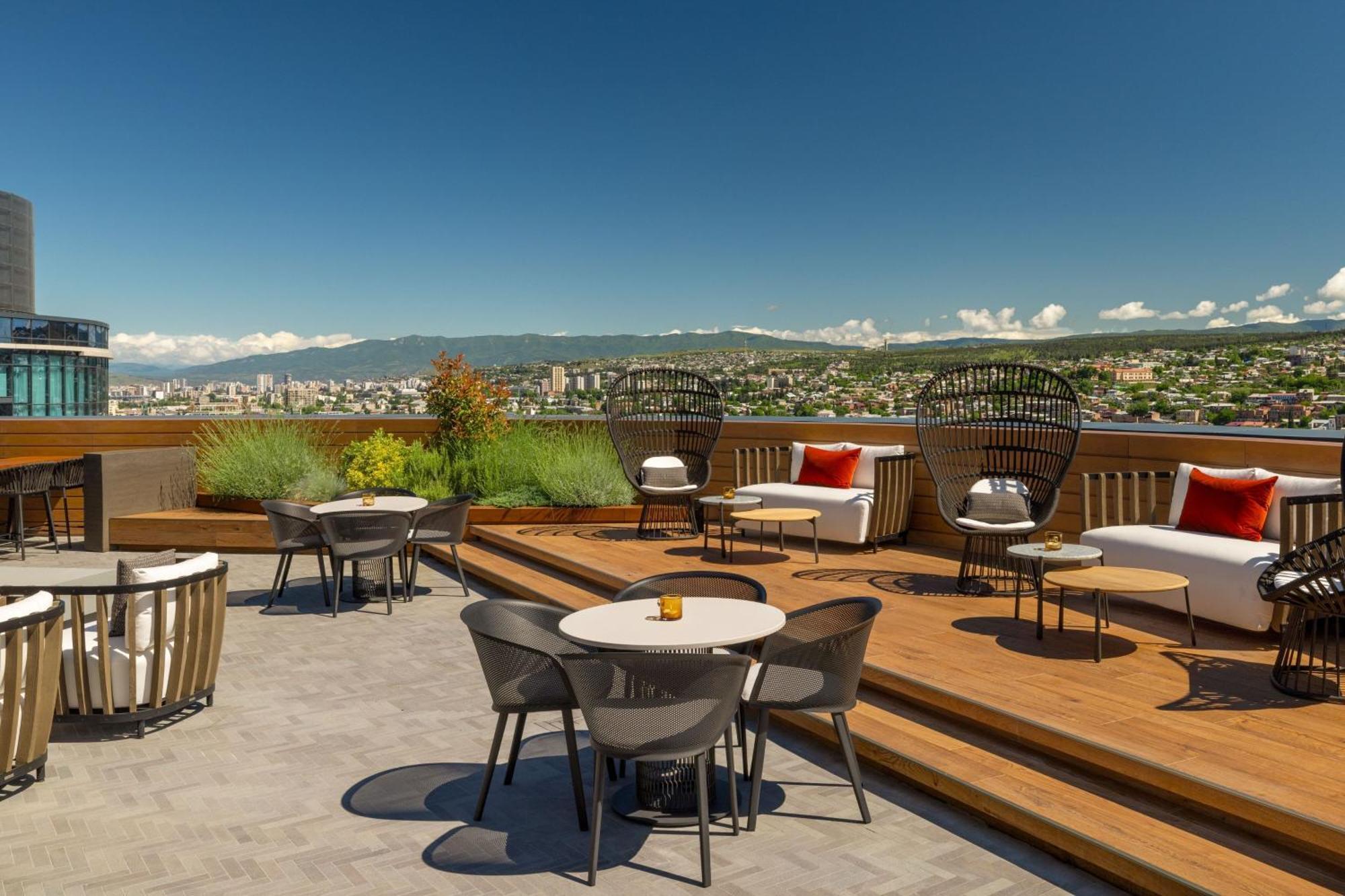 Paragraph Freedom Square, A Luxury Collection Hotel, Tbilisi Luaran gambar
